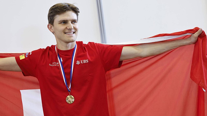 Dreimal Silber für St.Gallen! An den World Skills im September 2024 in Lyon überzeugten Julian Gemperli aus Flawil in der Konstruktionstechnik, Felix Kuster aus Jona (Bild) in der Steinmetzarbeit und Maurin Schickli aus Engelburg in Industrie 4.0. 