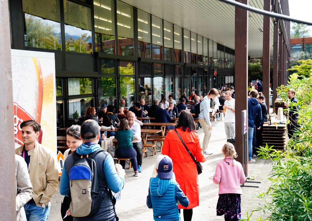 Rund 2’000 Gäste besuchten den Tag der offenen Tür der OST in Rapperswil-Jona.
