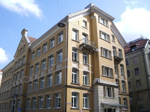 Hauptsitz des Konkursamtes im Verwaltungsgebäude des Departementes des Innern an der Davidstrasse 27 in St.Gallen